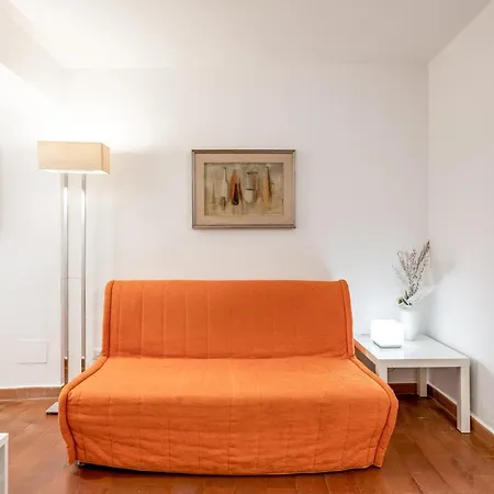 Guesthost - Torre Dei Giudi Apartamento